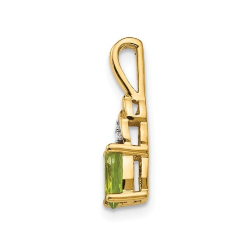 1/2 Carat Natural Green Peridot Pendant Necklace in 14K Yellow Gold with Chain