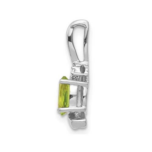 1/2 Carat Natural Green Peridot Pendant Necklace in 14K White Gold with Chain