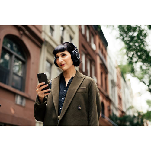 Casque d'écoute à isolation sonore BluetoothATH-M50xBT2 d'Audio Technica - Noir