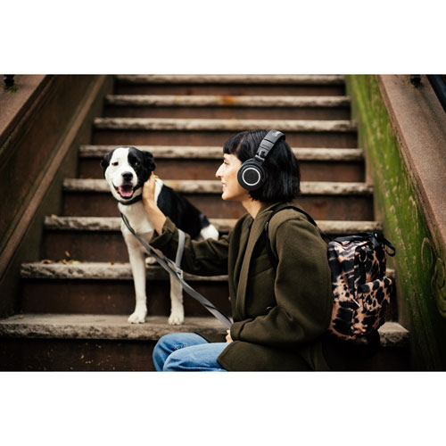 Casque d'écoute à isolation sonore BluetoothATH-M50xBT2 d'Audio Technica - Noir