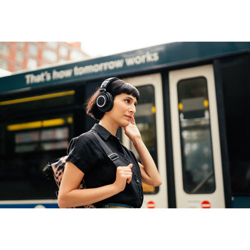 Casque d'écoute à isolation sonore BluetoothATH-M50xBT2 d'Audio Technica - Noir