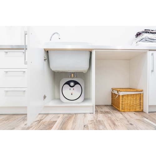 Eccotemp EM-2.5 Electric 2.5 Gallon Mini Tank Water Heater