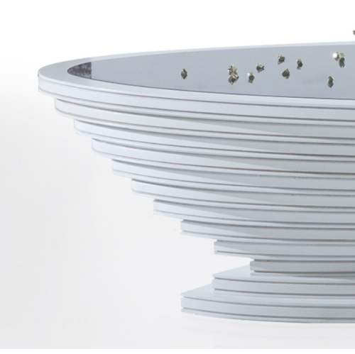 Table basse à étang dorée en biseau