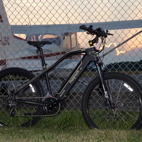 Magnum Summit Electric Mountain Bike