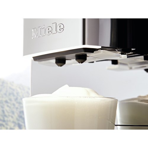 Machine à café de comptoir CM 6360 Milk Perfection de Miele - Noir obsidienne avec fini métallique en acier propre - Garantie de 2 ans
