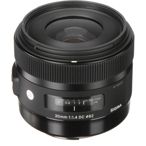 Sigma 30mm f/1.4 DC HSM Art Lens for Canon EF Bundle