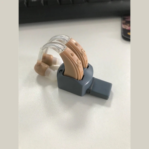 Lot de 2 appareils d'écoute personnels rechargeables avec étui de chargement USB portable pour personnes âgées et adultes