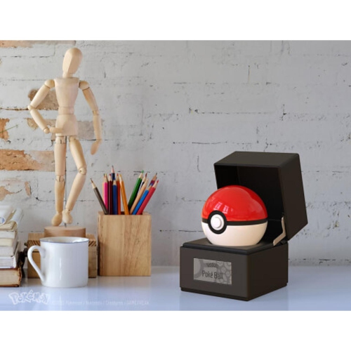 Pokemon 3 Inch Prop Replica - Classic Pokeball