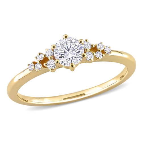 1/2 Carat Diamond Ring in 10K Yellow Gold