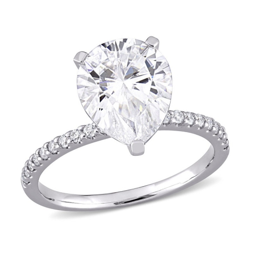 GEM AND HARMONY  4.20 Carat (Ctw) Solitaire Pear-Cut Synthetic Moissanite Engagement Ring 10K Gold In White