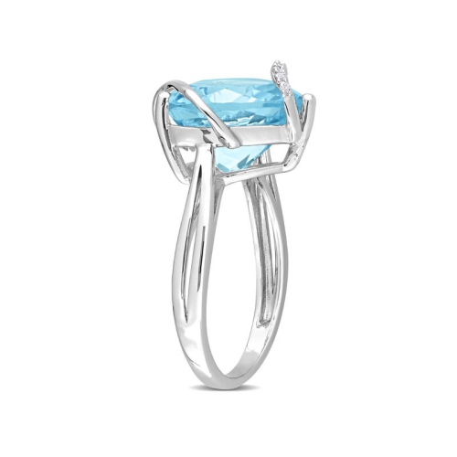 7.00Carat Sky-Blue Topaz Promise Heart Ring in Sterling Silver with Accent Diamonds
