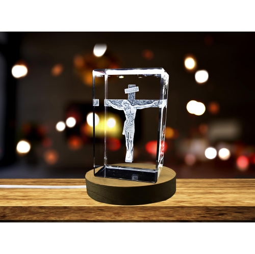 Souvenir en cristal gravé 3D INRI Christ Cross