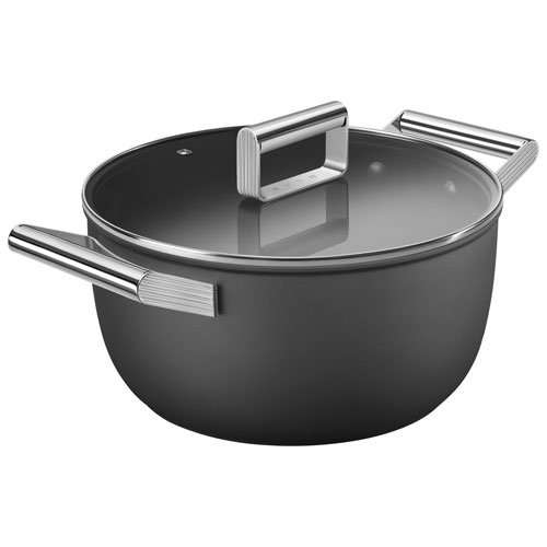 Smeg 9.5" Aluminum Casserole Pan with Glass Lid - Matte Black