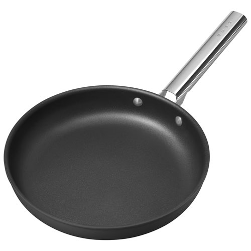 Poêle à frire de 11 po en aluminium de Smeg - Noir mat