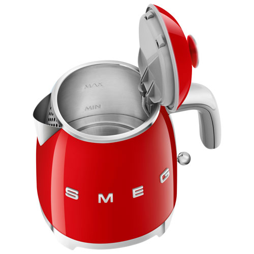 Bouilloire électrique miniature de la gamme Années 50 de Smeg - 0,8 l - Rouge