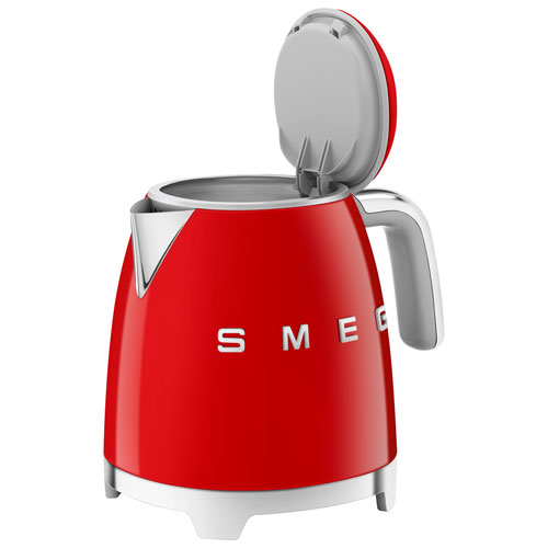 Bouilloire électrique miniature de la gamme Années 50 de Smeg - 0,8 l - Rouge