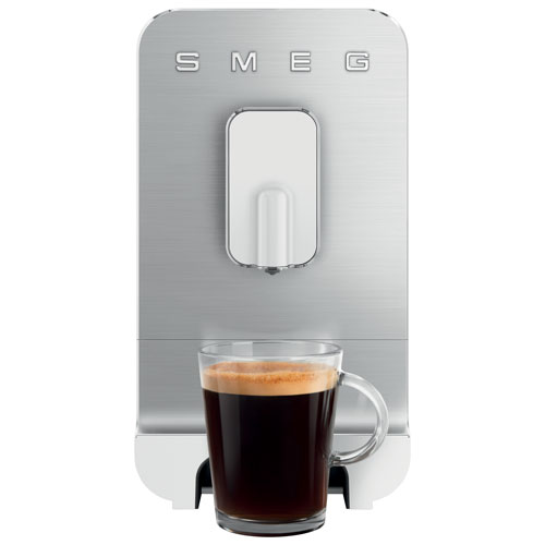 Smeg Automatic Espresso Machine - Matte White
