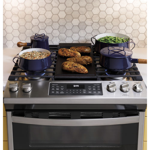 GE 30" 6.7 Cu. Ft. Double Oven 5-Burner Slide-In Gas Range (JCGSS86SPSS) - Stainless Steel