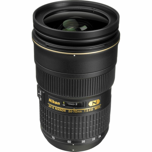 Nikon AF-S Nikkor 24-70mm f/2.8G ED Objectif Autofocus - Lot de 7 Accessoires