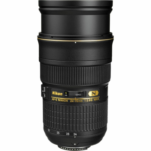 Nikon AF-S Nikkor 24-70mm f/2.8G ED Objectif Autofocus - Lot de 7 Accessoires