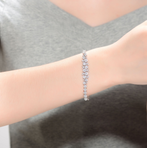 Rozzato Sterling Silver Cubic Zirconia Flower Design Tennis Bracelet