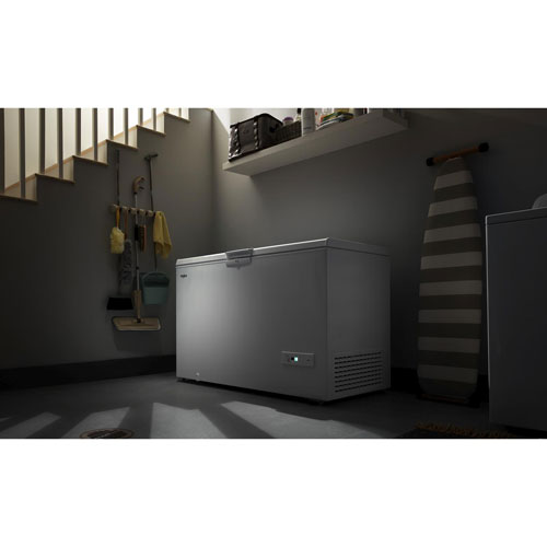 Whirlpool 16 Cu. Ft. Chest Freezer (WZC5216LW)