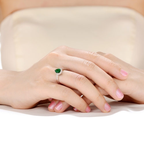 Rozzato Sterling Silver Emerald Cubic Zirconia Solitaire Ring Size 7