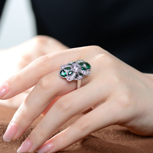 Rozzato Sterling Silver Emerald Cubic Zirconia Floral Cocktail Ring Size 6