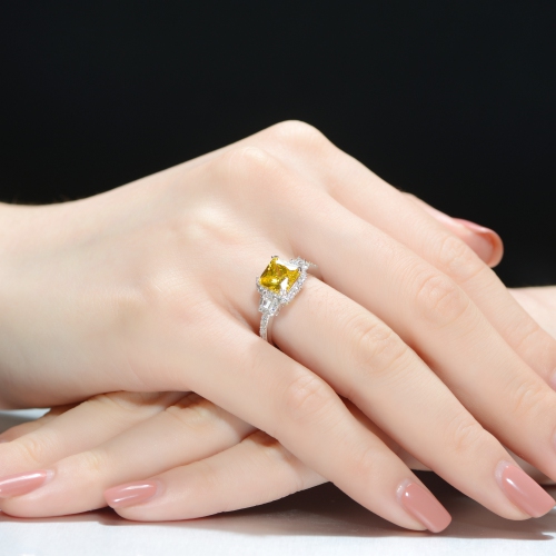 Rozzato Sterling Silver Yellow Cubic Zirconia Halo Coctail Ring Size 8