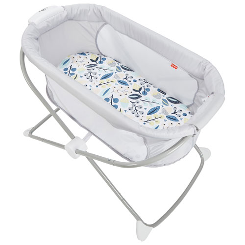 Fisher Price Soothing View Bassinet - Berries / Leaves