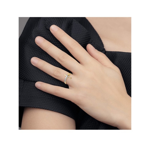 10K Yellow Gold INRI Crucifix Cross Ring