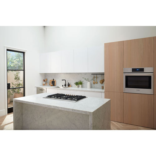 Bosch 30" 4.6 Cu. Ft. True Convection Electric Wall Oven - Stainless Steel