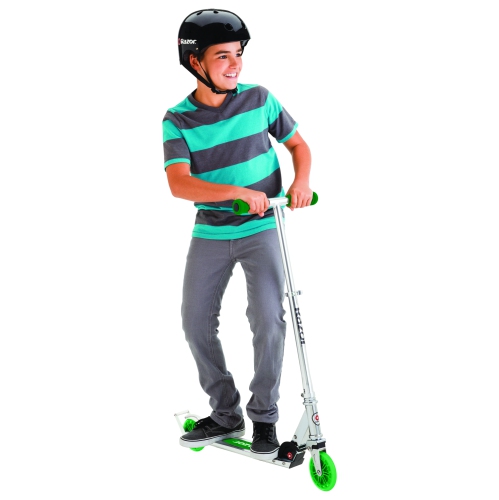 Razor A3 Scooter - Green