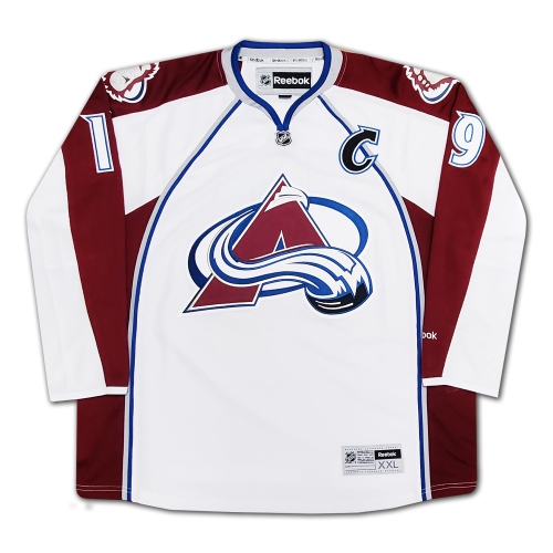 Joe Sakic Autographed Jersey Colorado Avalance - White