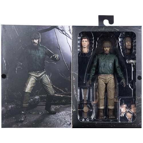 HORROR  Universal Monsters 7 Inch Action Figure Ultimate - Wolf Man Great sculpt, great likeness, and way too many accessories! Absolutely love it!