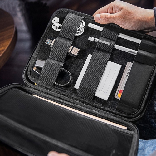 Le boîtier rigide portatif étanche de navor est compatible avec les iPad ou les tablettes de 12.9 po/11 po/10.9”/10.2”, le range-câbles d’accessoires