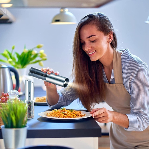 Automatic Salt / Pepper Grinder - Single Hand-Operated with Built-in Lithium Battery Durable Ceramic Burr Stepless Adjustable Grain Coarseness -