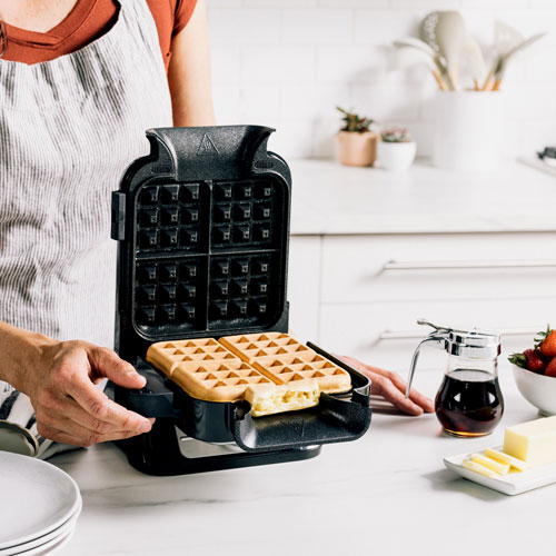 Ninja Foodi Belgian Waffle Maker - Black/Silver