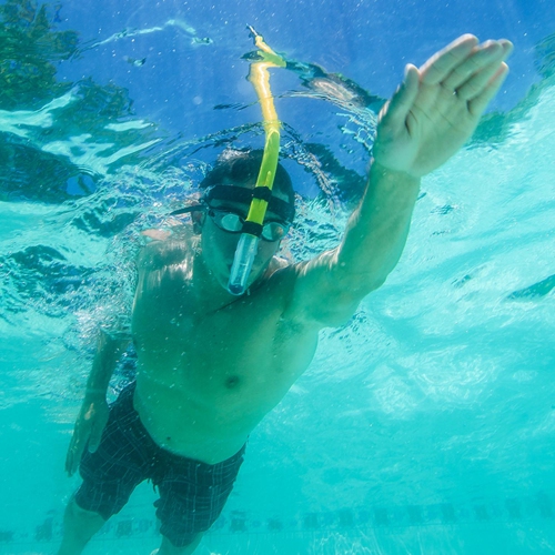 20" Yellow and Black Center-Mount Swimming Pool Training Snorkel