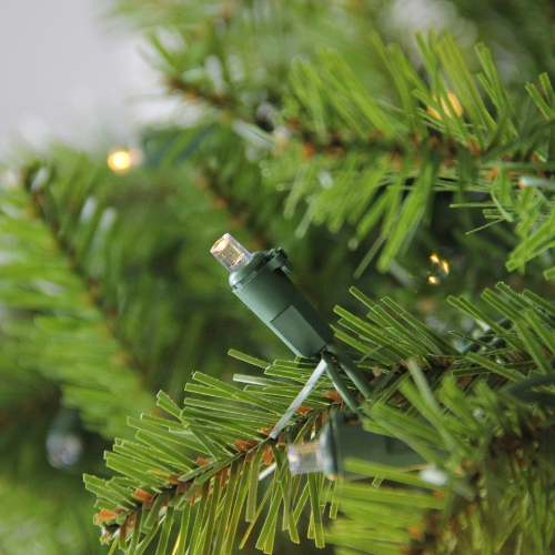 Sapin de Noël artificiel illuminé en pin du Nord de 9 pi – lumières à DEL claires et chaudes