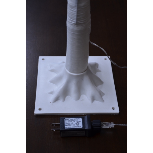 Arbre illuminé rose vif