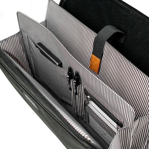 PKG Wellington 10L Accordion Multi Compartment Messenger. 16" Laptop.