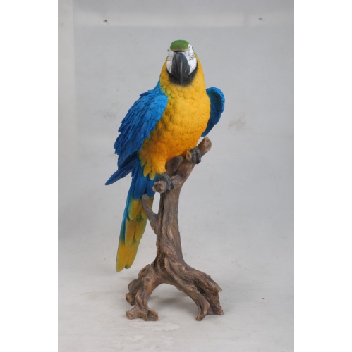 HI-LINE GIFT LTD  Large Blue/yellow Macaw Garden Statue