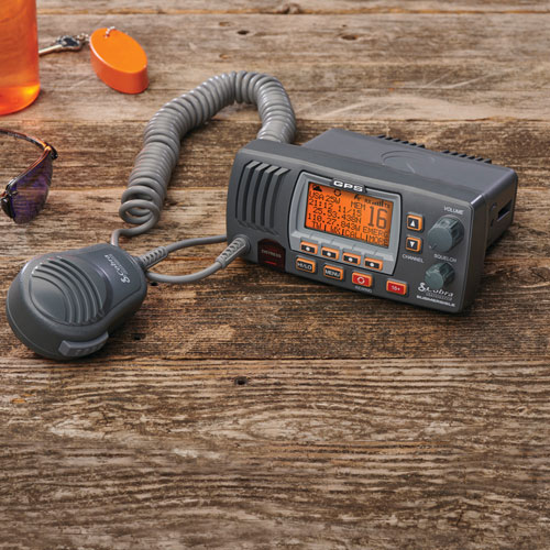 Cobra VHF Marine Radio