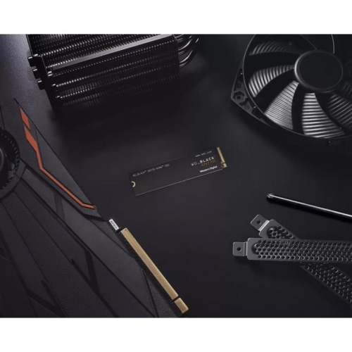 Western Digital WD_BLACK SN770 2 TB 5150 MB/s M.2 2280 Gen4 PCIe NVMe Internal Solid State Drive