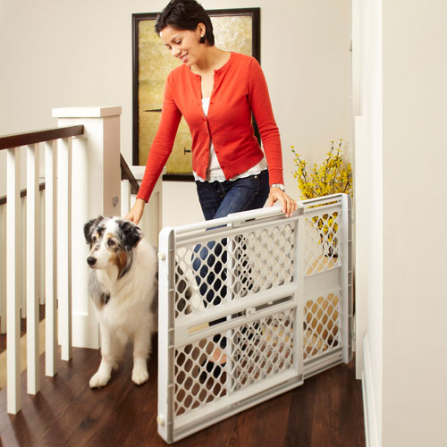 North States Supergate Classic Pressure-Mounted Safety Gate - Light Grey
