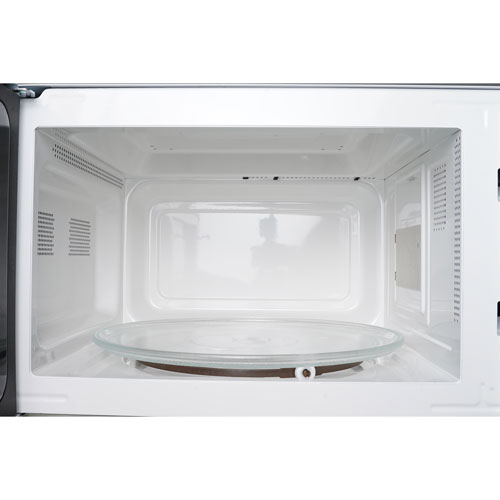 Galanz Retro 0.7 Cu.FT. Microwave (GLCMKZ07WER07) - Milkshake White