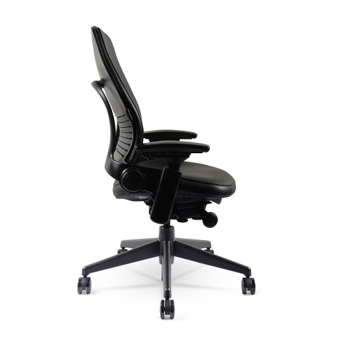 Refurbished - Steelcase Leap Chair Version 2| Black Leather| (Renewed to New Condition) by Chairorama