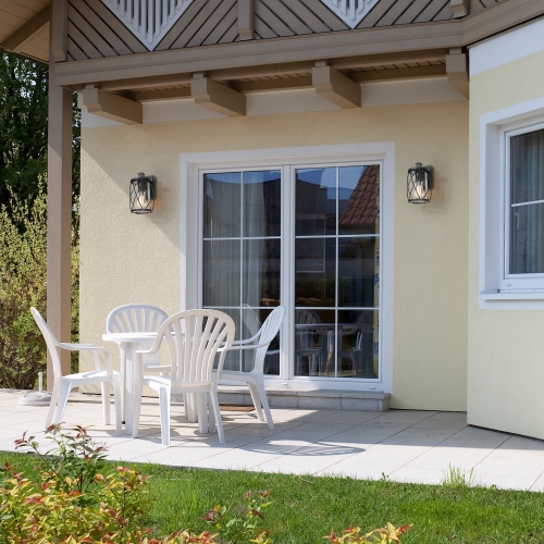 Farmhouse Drum Outdoor Wall Sconce Light, 1-Light Matte Black Industrial Outdoor Cage Wall Lantern with Clear Glass Shade