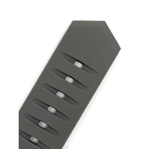 Bandini Bracelet de montre intelligente en caoutchouc silicone noir souple et étanche pour Fossil Hybird HR Latitude - 24mm, Gris / Boucle Argentée